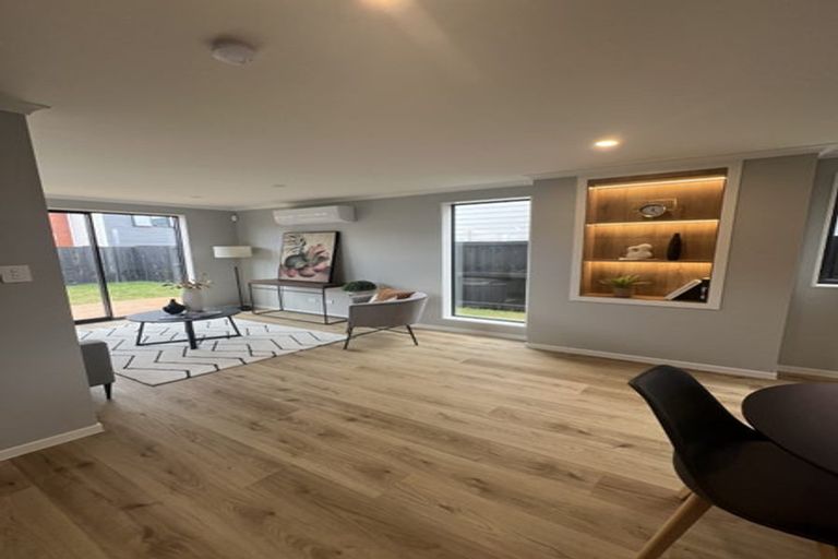 Photo of property in 2/3 Sundown Crescent, Melville, Hamilton, 3206