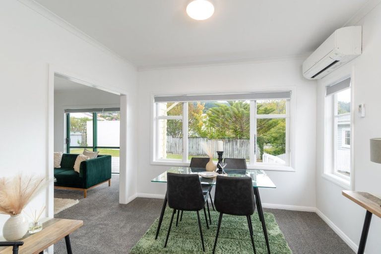 Photo of property in 19 Field Street, Silverstream, Upper Hutt, 5019