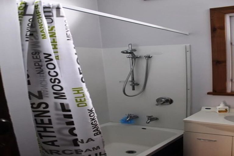 Photo of property in 104 Neidpath Road, Mornington, Dunedin, 9011