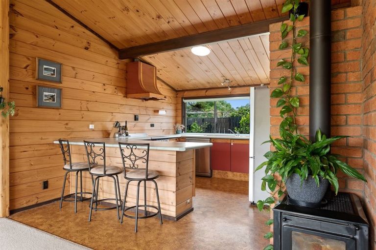 Photo of property in 17 Appleby Rise, Whakatane, 3120