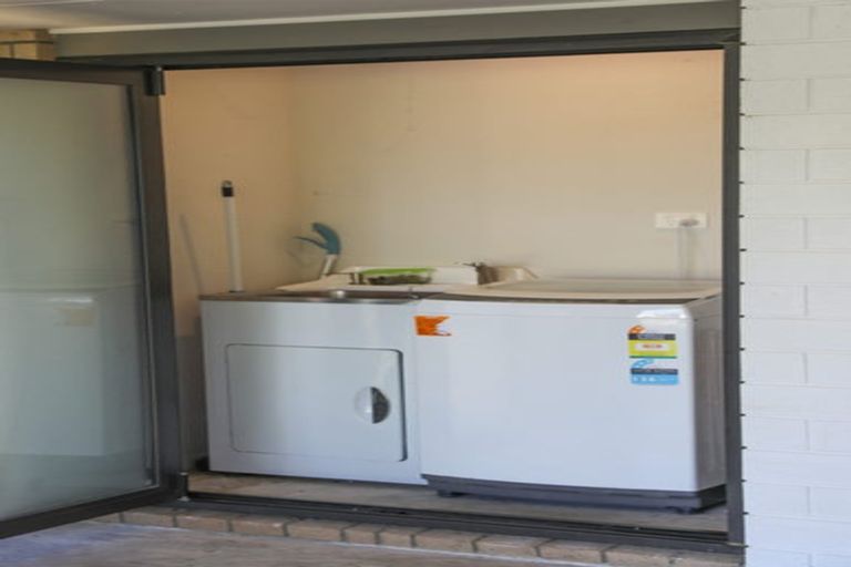 Photo of property in 24 Mary-ellen Place, Coromandel, 3506