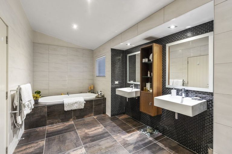 Photo of property in 86 Goodland Drive, Dairy Flat, Albany, 0792