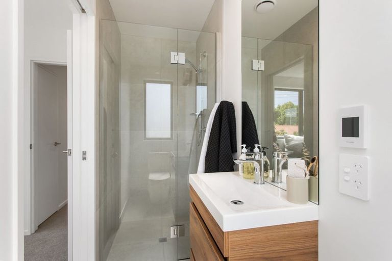 Photo of property in 3/13 Goldsmith Place, Waltham, Christchurch, 8023