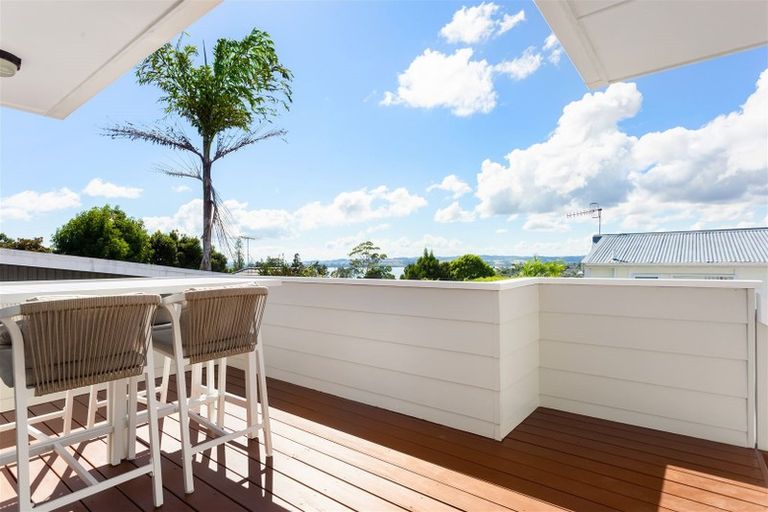 Photo of property in 21a Alexander Street, Cockle Bay, Auckland, 2014