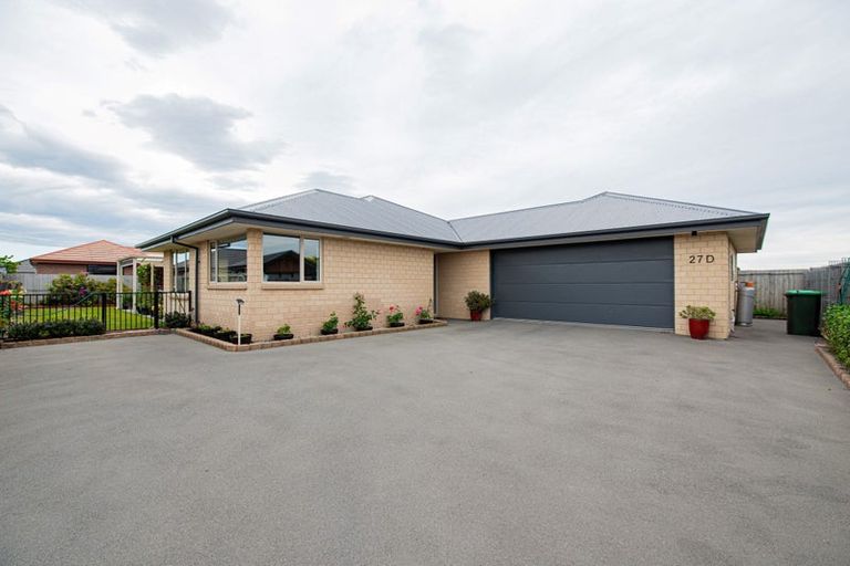 Photo of property in 27d Masefield Drive, Rolleston, 7614
