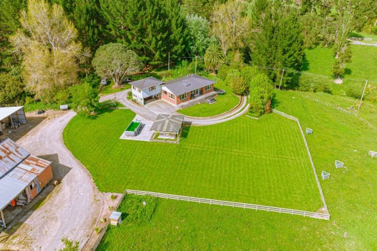 Photo of property in 157 Williams Road, Muriwai, Gisborne, 4072