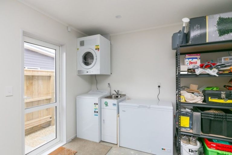 Photo of property in 7 Epic Way, Newlands, Wellington, 6037