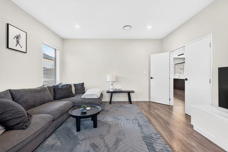 Photo of property in 9 Pukemarino Road, Waimauku, 0812