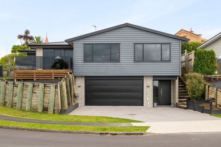 Photo of property in 3 Gregson Drive, Huntly, 3700