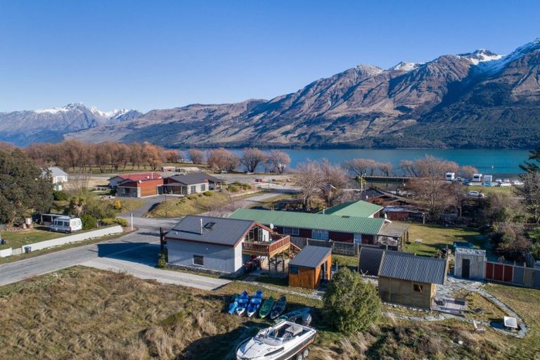 Photo of property in 13 Forbes Place, Glenorchy, 9372
