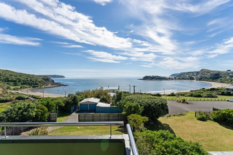 Photo of property in 44 Tireti Road, Titahi Bay, Porirua, 5022