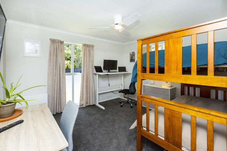 Photo of property in 67 Kamahi Street, Stokes Valley, Lower Hutt, 5019