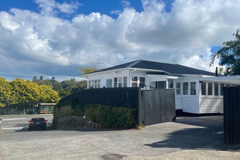 Photo of property in 660 Mount Albert Road, Royal Oak, Auckland, 1023