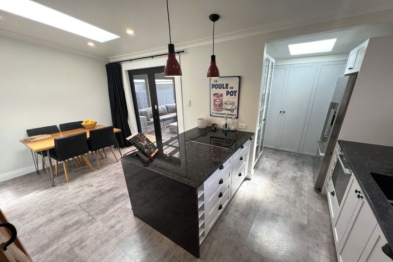 Photo of property in 101 Randwick Crescent, Moera, Lower Hutt, 5010