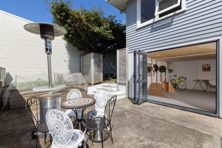 Photo of property in 4b Lynwood Place, Brookfield, Tauranga, 3110