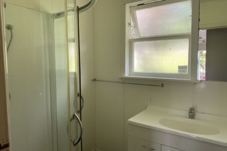 Photo of property in 40 Waihora Crescent, Waitangirua, Porirua, 5024