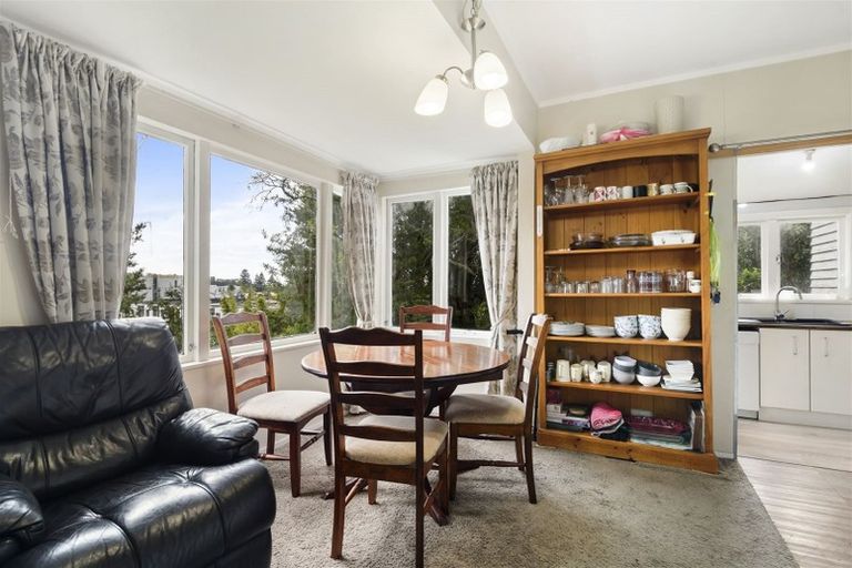 Photo of property in 5 Argyle Road, Browns Bay, Auckland, 0630