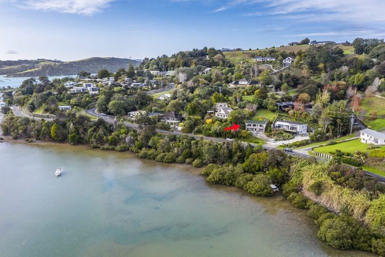 Photo of property in 1250 Sandspit Road, Sandspit, Warkworth, 0982