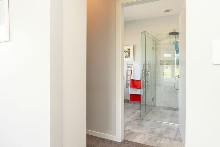 Photo of property in 21 Pinot Crescent, Ohau, Levin, 5570