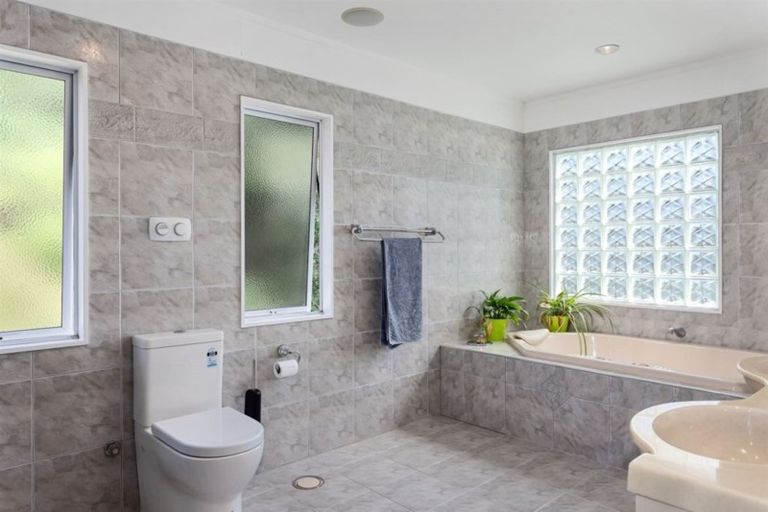 Photo of property in 16 Appenzell Drive, Whakatane, 3120