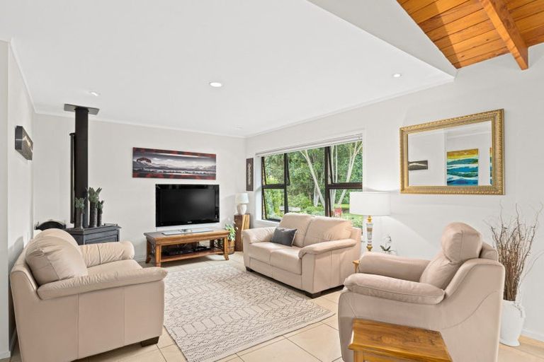 Photo of property in 79 Omaha Flats Road, Tawharanui Peninsula, Warkworth, 0986