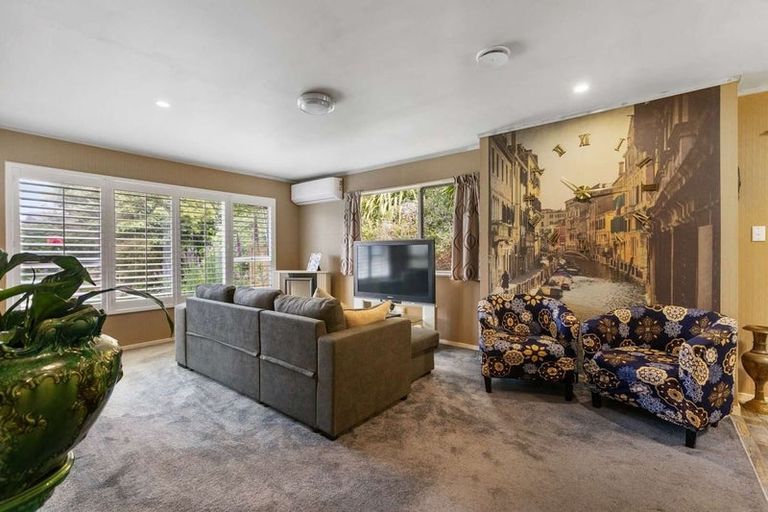 Photo of property in 3b Leo Place, Kawaha Point, Rotorua, 3010