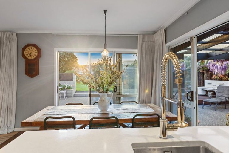 Photo of property in 29 Whitaker Street, Otumoetai, Tauranga, 3110