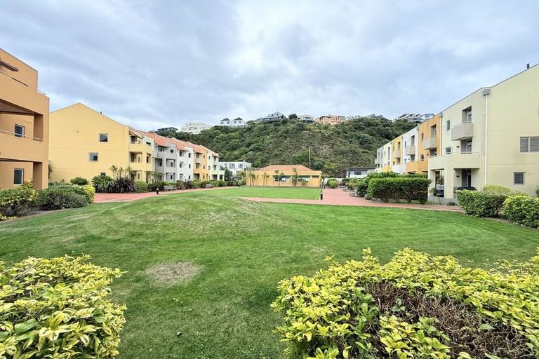 Photo of property in Marrakech Cafe, 68/305 Evans Bay Parade, Hataitai, Wellington, 6021