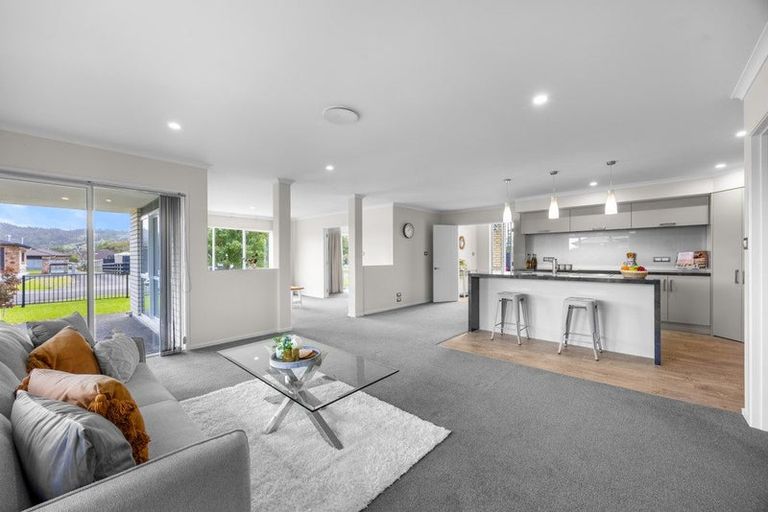 Photo of property in 8a Maple Lane, Huapai, Kumeu, 0810