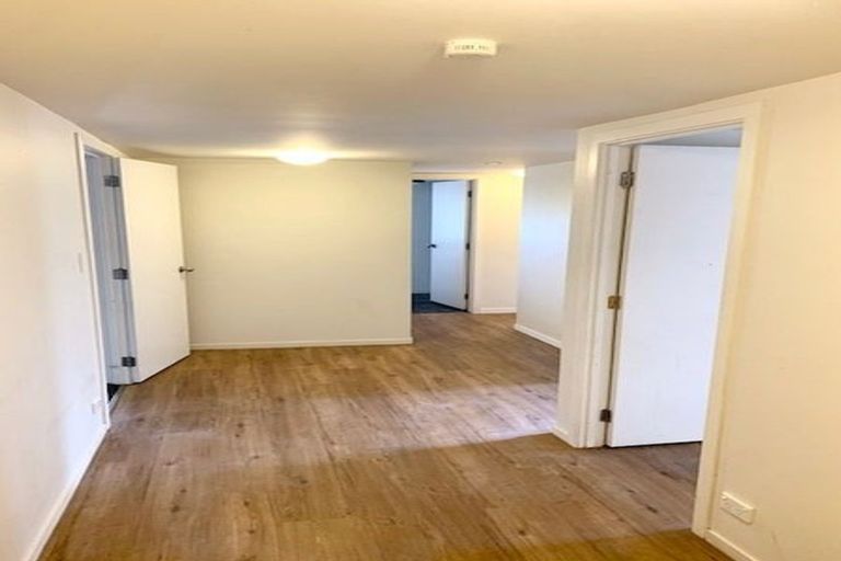 Photo of property in 318 West Coast Road, Glen Eden, Auckland, 0602