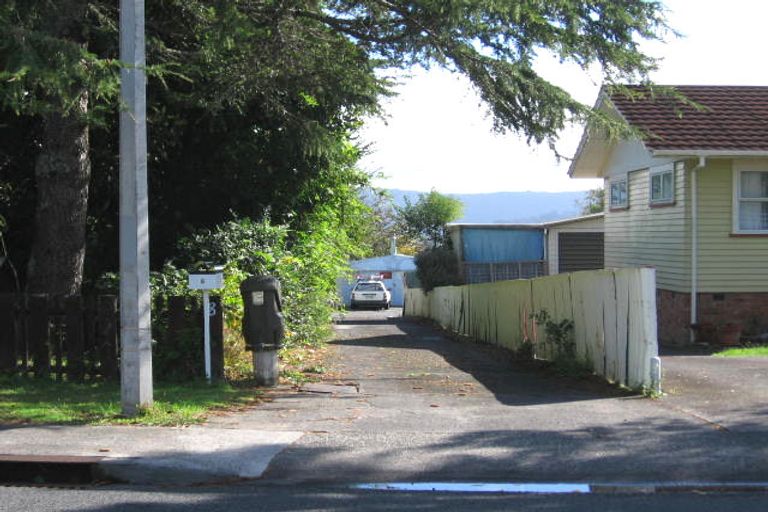 Photo of property in 8 Waitaki Street, Henderson, Auckland, 0612