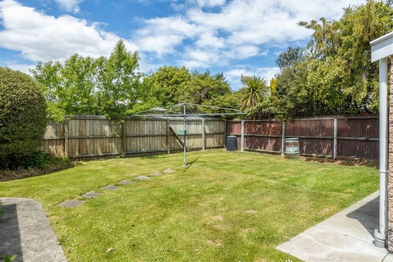 Photo of property in 39 Kent Lodge Avenue, Avonhead, Christchurch, 8042