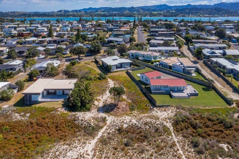 Photo of property in 37 Blue Bell Parade, Omaha, 0986