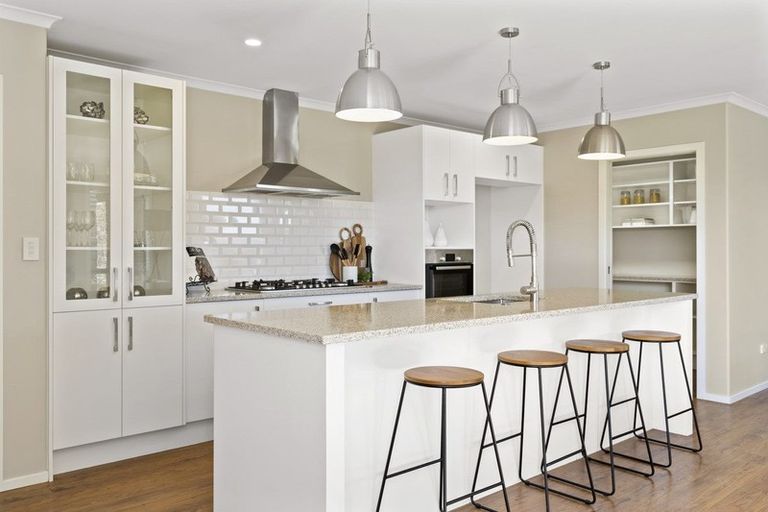 Photo of property in 10 Jarrett Terrace, Leamington, Cambridge, 3432