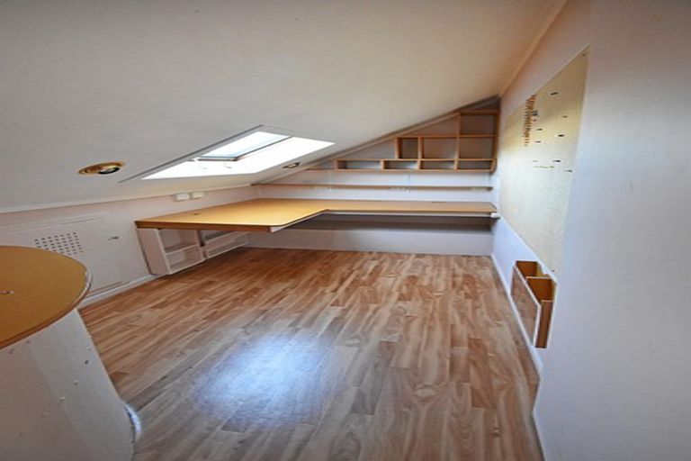 Photo of property in 2/17 Puriri Street, Hilltop, Taupo, 3330