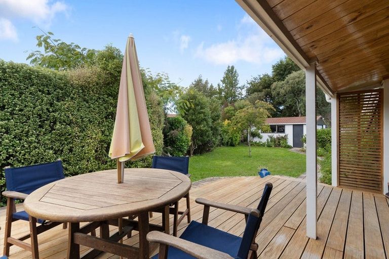 Photo of property in 7 Deller Drive, Carterton, 5713