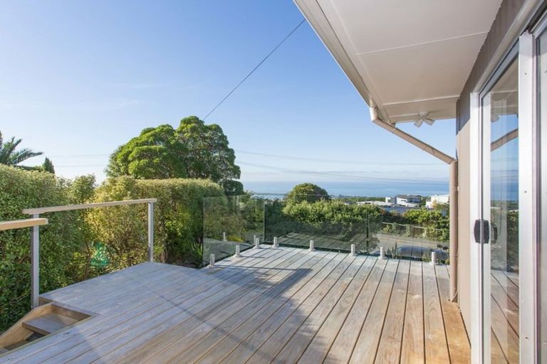 Photo of property in 2/54 Belleview Terrace, Mount Pleasant, Christchurch, 8081