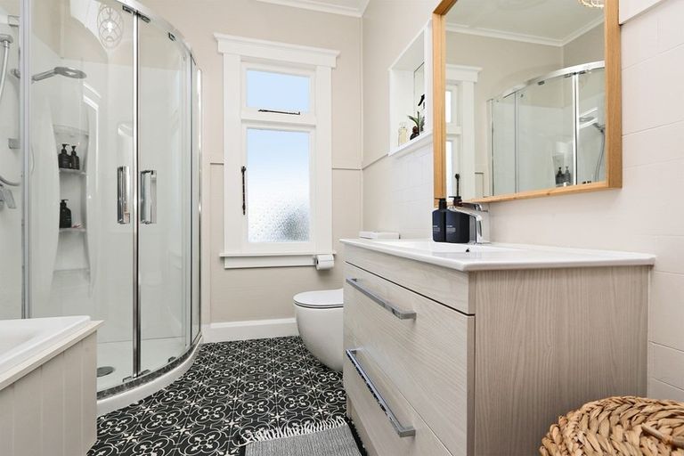 Photo of property in 401 Lascelles Street, Saint Leonards, Hastings, 4120