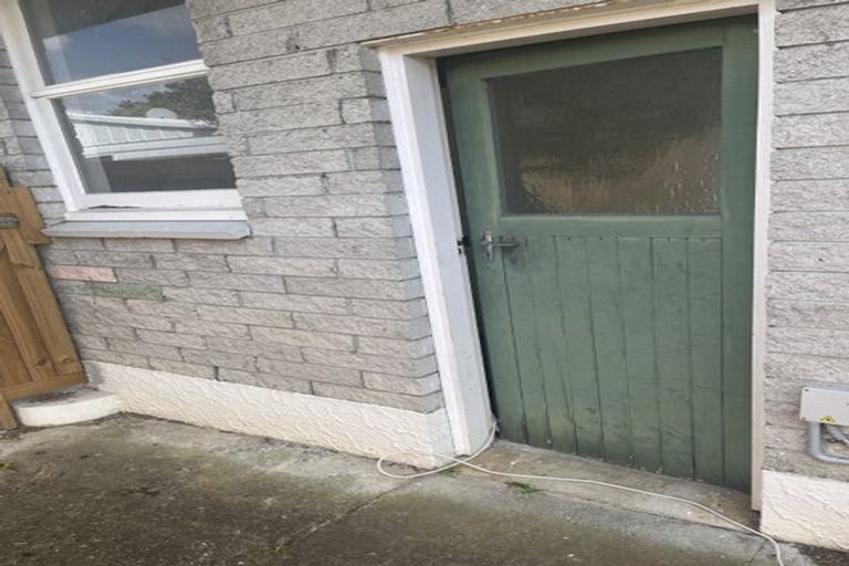 Photo of property in 3/17 Porutu Street, Fairfield, Lower Hutt, 5011