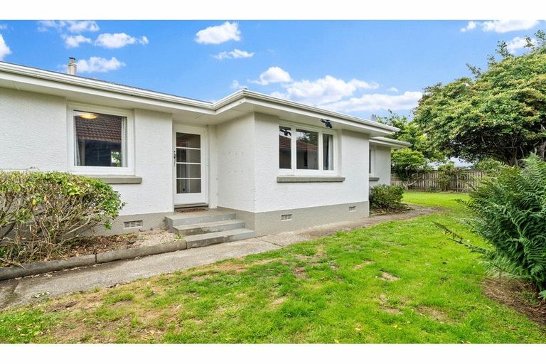 Photo of property in 12 Carron Street, Waverley, Invercargill, 9810