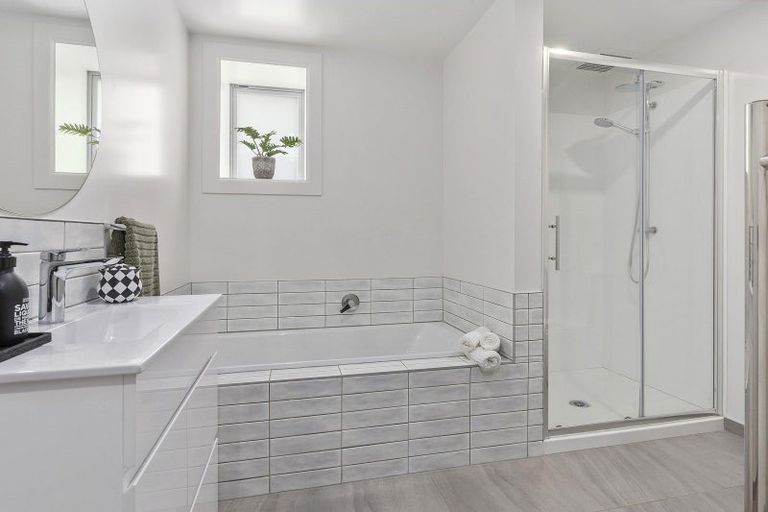 Photo of property in 4/40b Cuba Street, Te Aro, Wellington, 6011