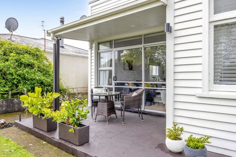 Photo of property in 41 Mahoe Street, Inglewood, 4330