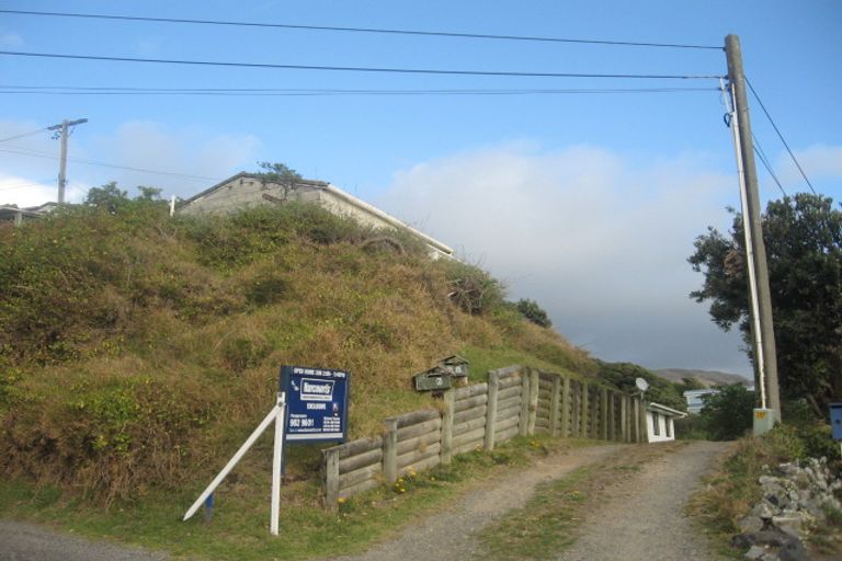 Photo of property in 6 Ocean Road, Paekakariki, 5034