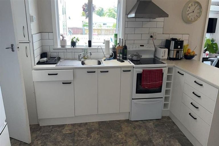 Photo of property in 46a Waterhouse Street, Taradale, Napier, 4112