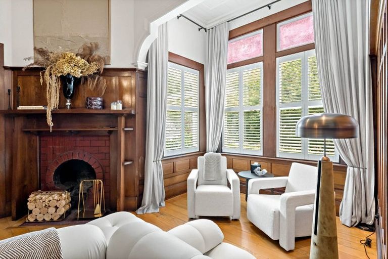 Photo of property in 65 Marine Parade, Herne Bay, Auckland, 1011