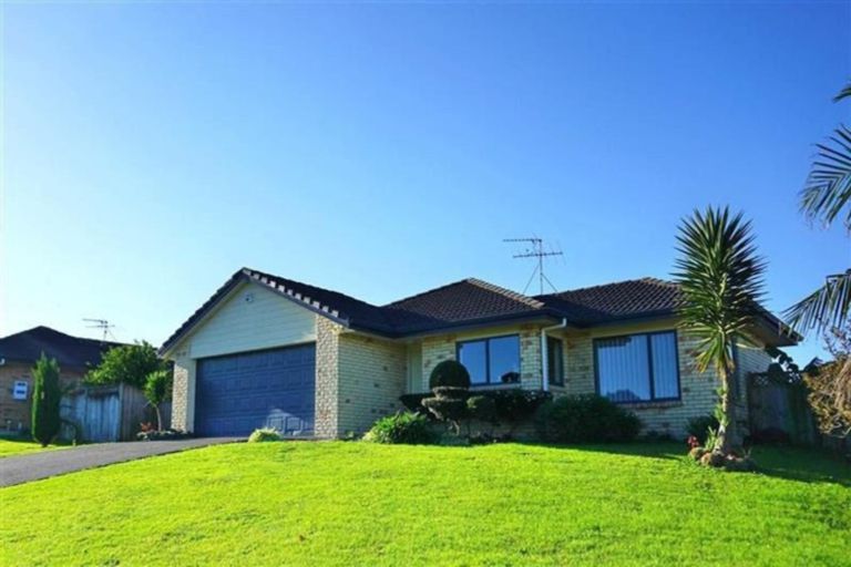 Photo of property in 45 Magic Way, Randwick Park, Auckland, 2105