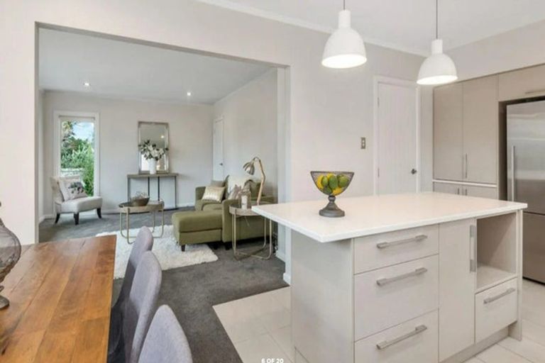 Photo of property in 40 Athol Terrace, Upper Riccarton, Christchurch, 8041