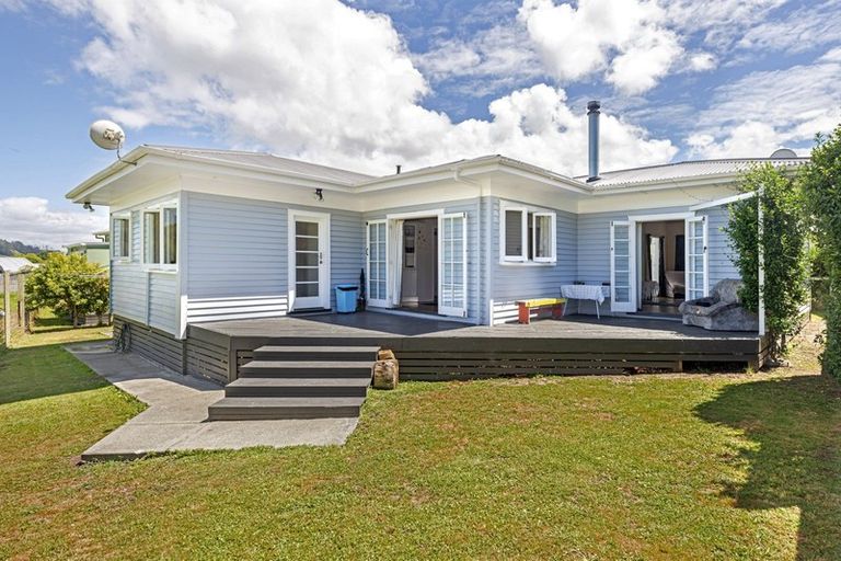 Photo of property in 127 Huxley Road, Outer Kaiti, Gisborne, 4010