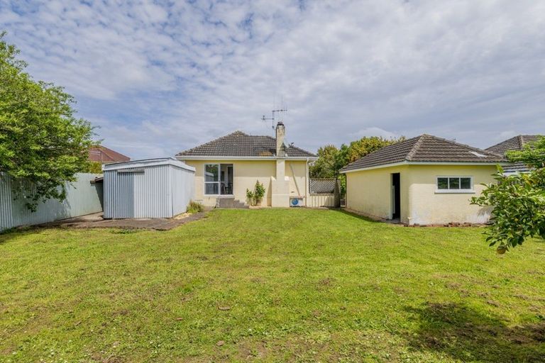 Photo of property in 24 Graham Street, Levin, 5510