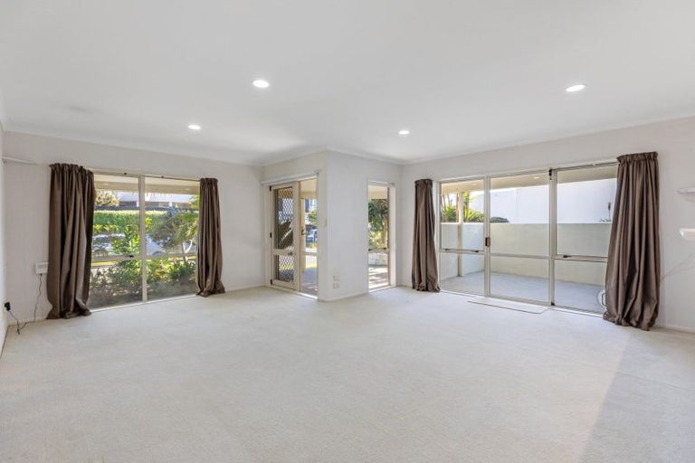 Photo of property in 6a Pacific View Road, Papamoa Beach, Papamoa, 3118